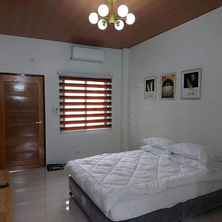לוס באנוס Flb Apartelle Los Banos מראה חיצוני תמונה