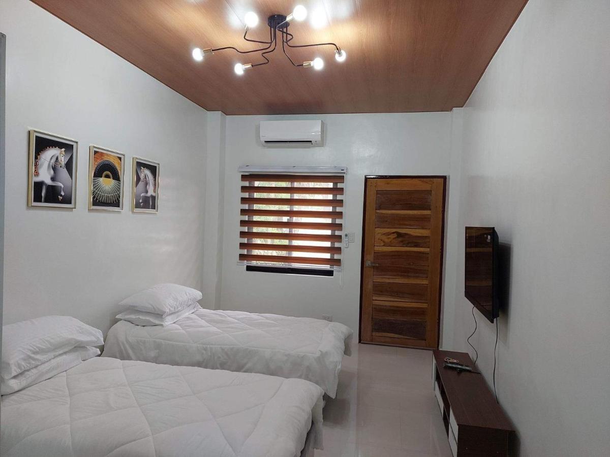 לוס באנוס Flb Apartelle Los Banos מראה חיצוני תמונה