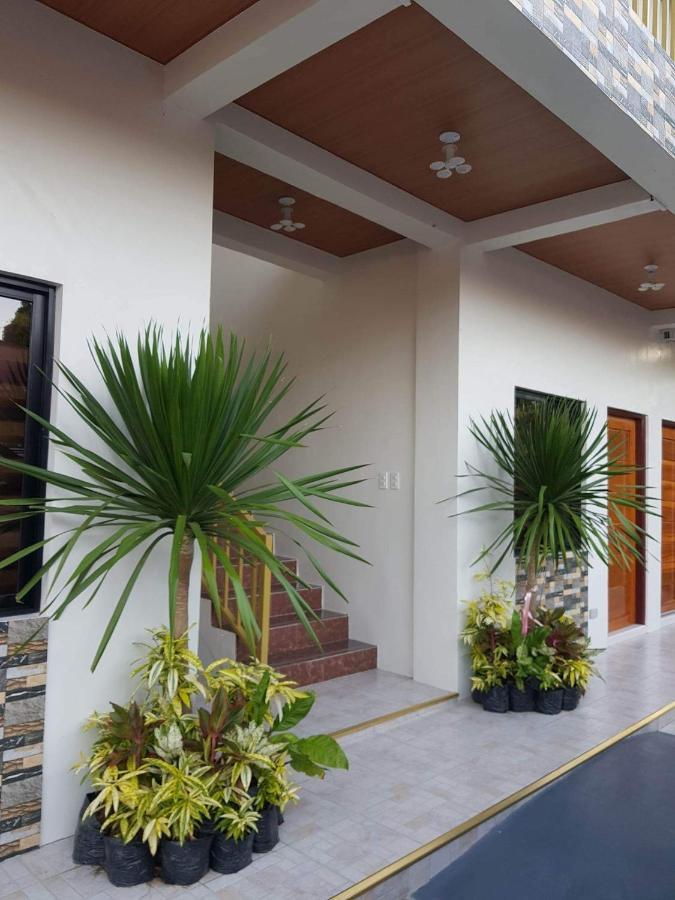 לוס באנוס Flb Apartelle Los Banos מראה חיצוני תמונה